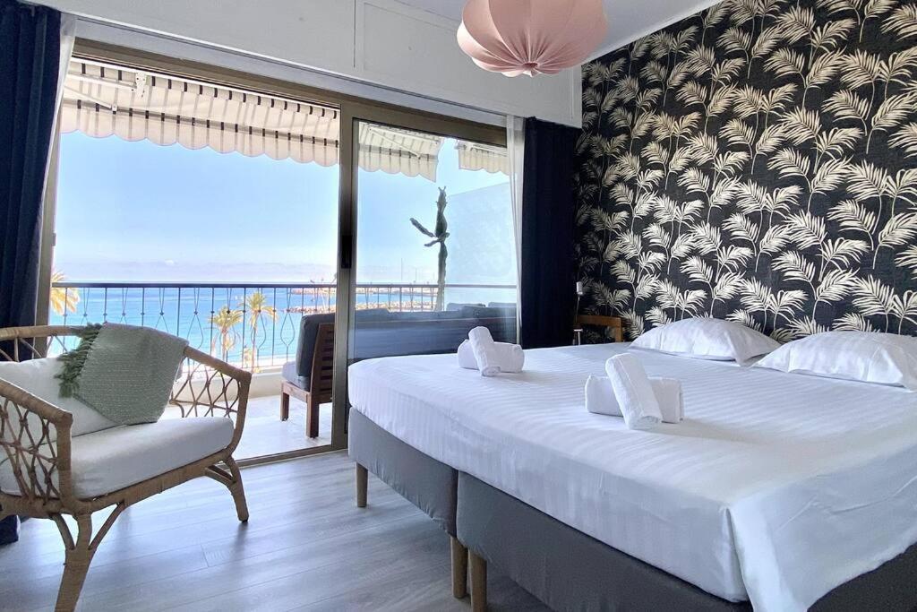 Le Garavan-Vue Mer-Plage-Clim-Terrasse ม็องตง ภายนอก รูปภาพ
